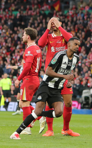 锋苏亚雷斯 锋苏亚雷斯