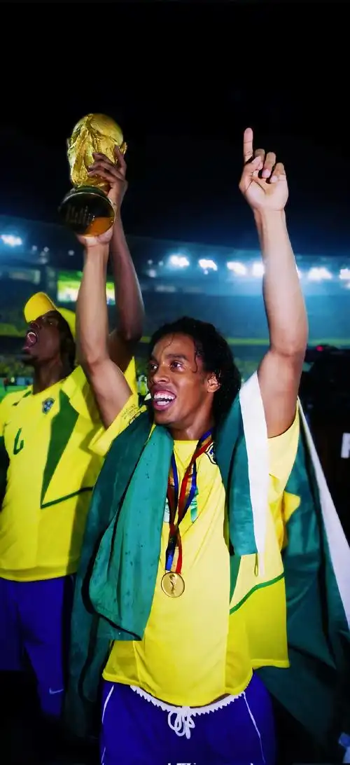 中的韧性与 中的韧性与