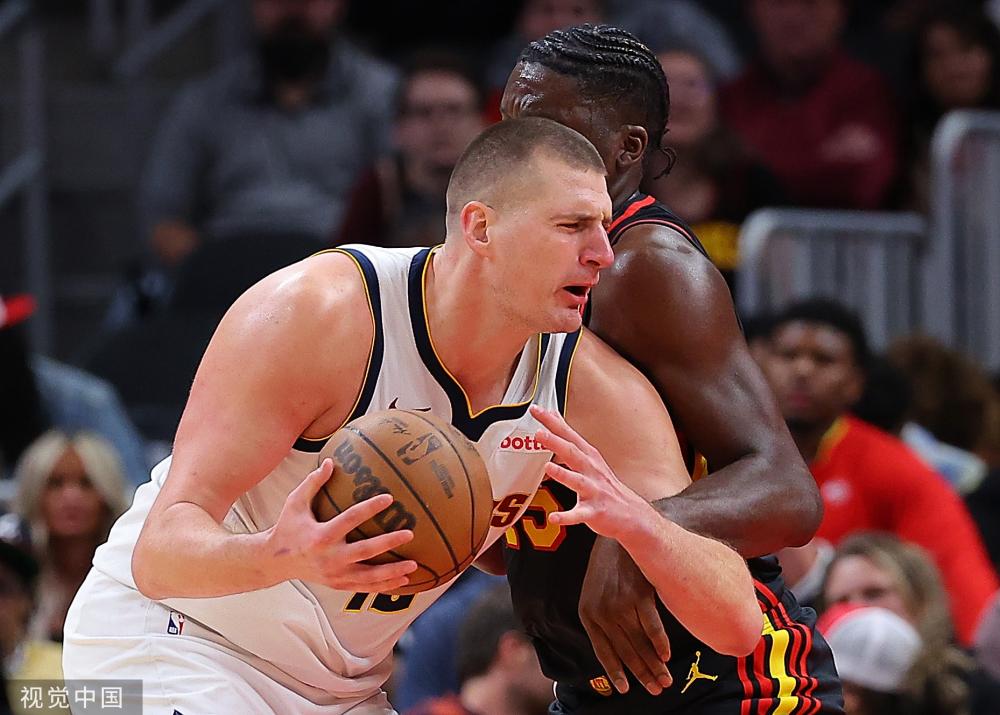 客场鏖战中 客场鏖战中